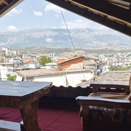 Apartment Antigona Gjirokastër Esterno foto