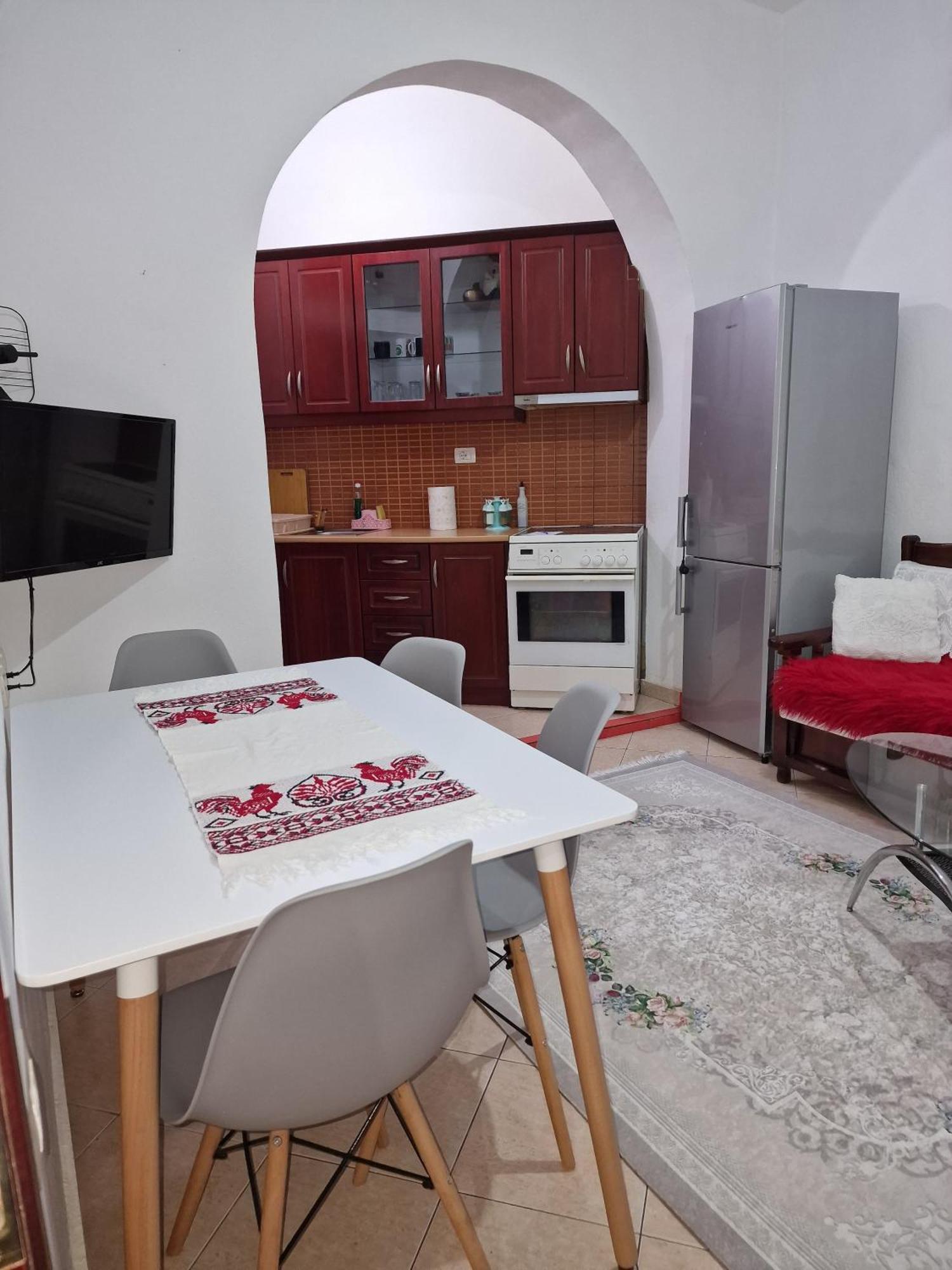 Apartment Antigona Gjirokastër Esterno foto