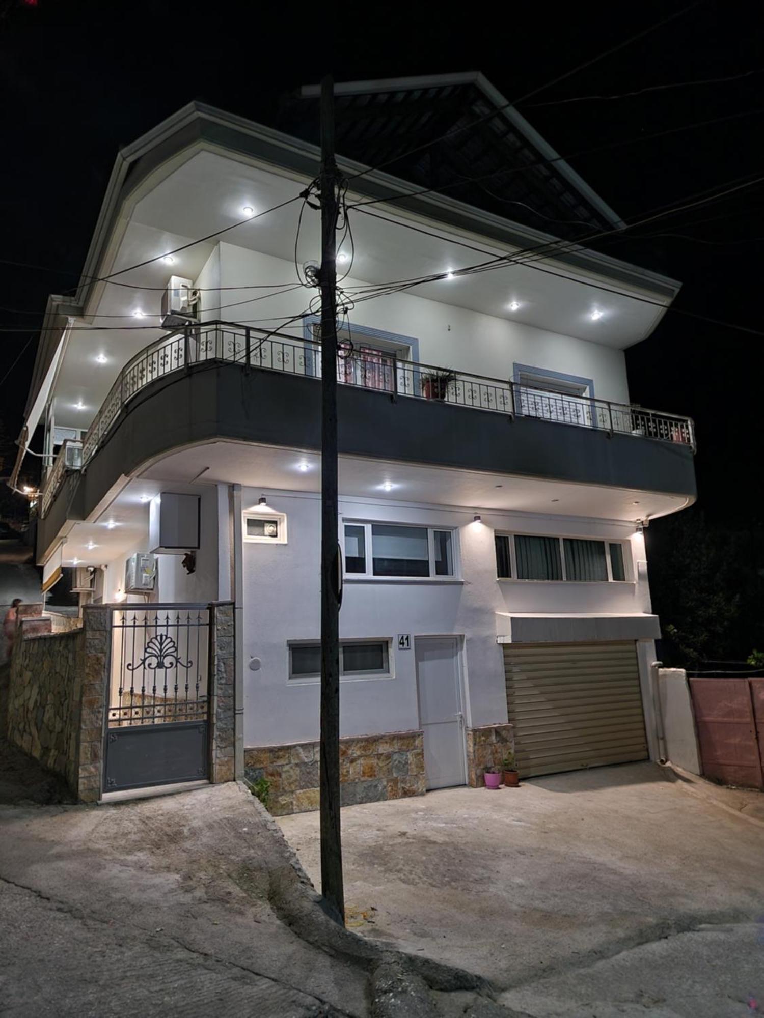 Apartment Antigona Gjirokastër Esterno foto
