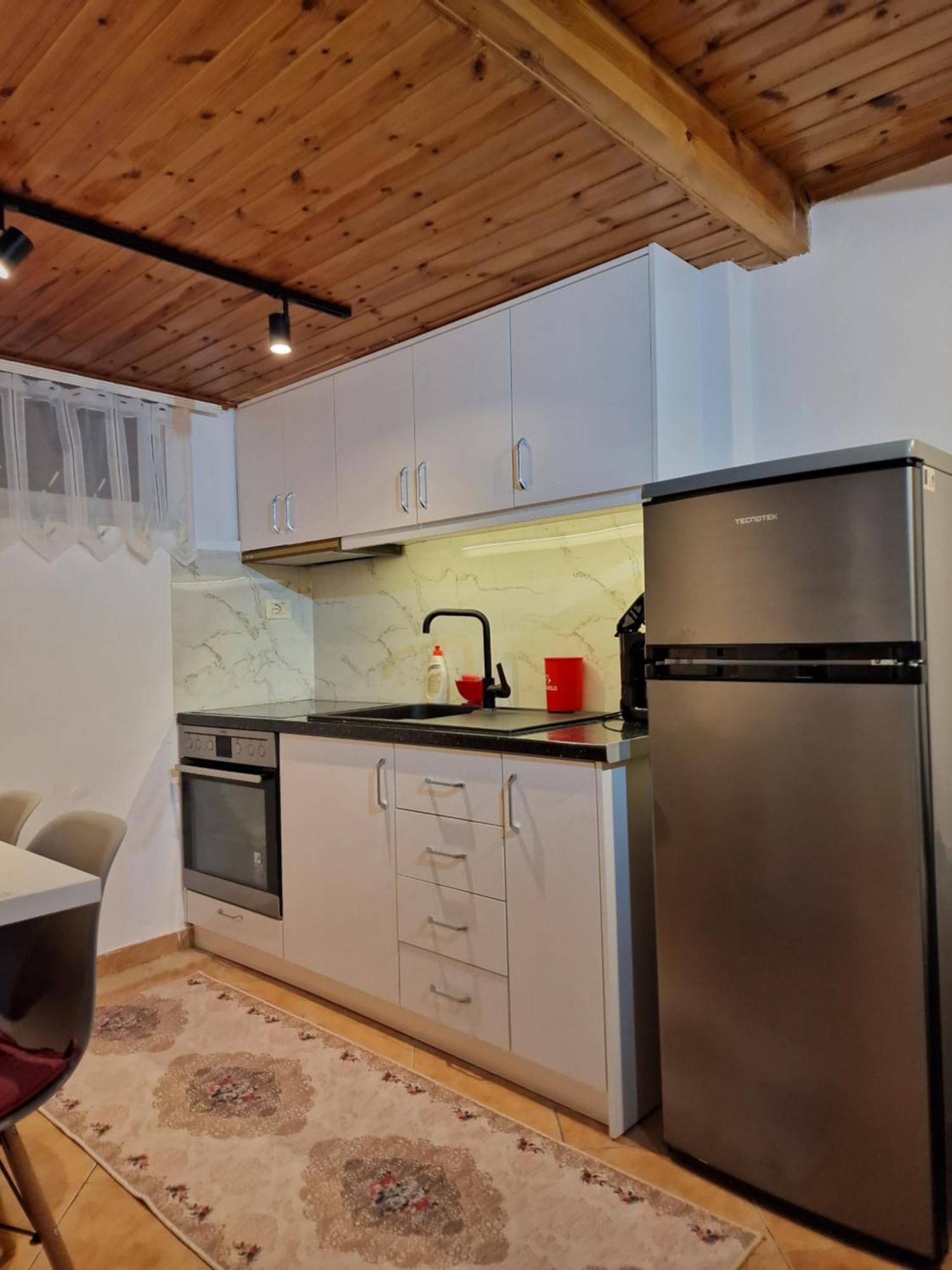 Apartment Antigona Gjirokastër Esterno foto